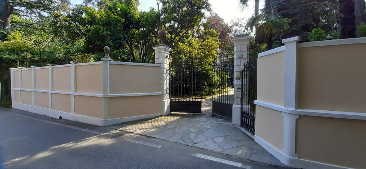 B&B Villa Margherita Lesa Exterior photo