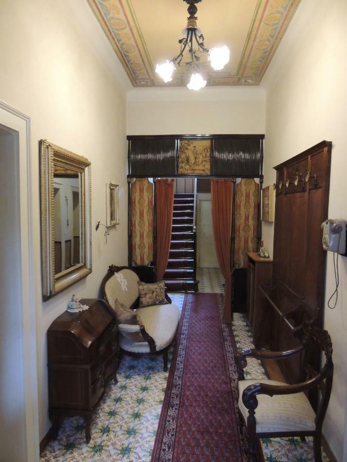B&B Villa Margherita Lesa Exterior photo
